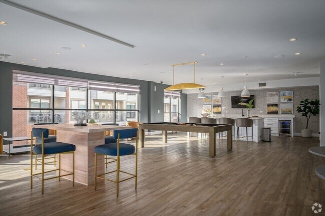 Building Photo - 2401 S Gessner Rd