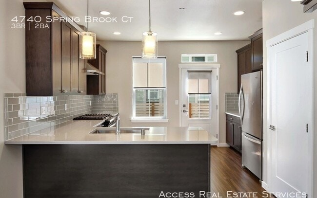 Building Photo - 4740 Spring Brook Ct