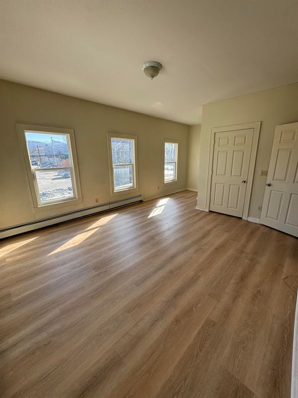 Building Photo - 49 Summer