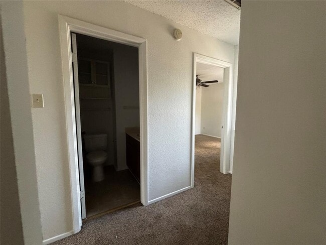Building Photo - 12413 Deer Falls Dr