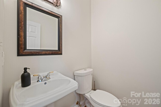 Building Photo - 12004 Camargo Ct