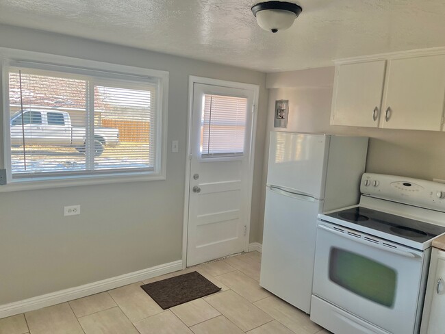 Building Photo - 4 Plex Seller Finance