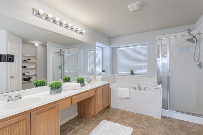 Building Photo - 14504 Eaglemont Dr
