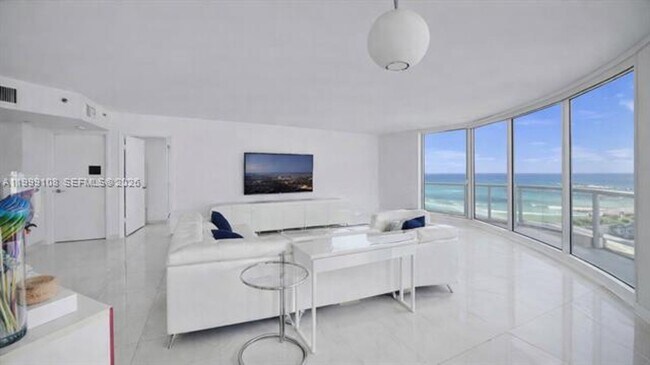 Building Photo - 7330 Ocean Terrace