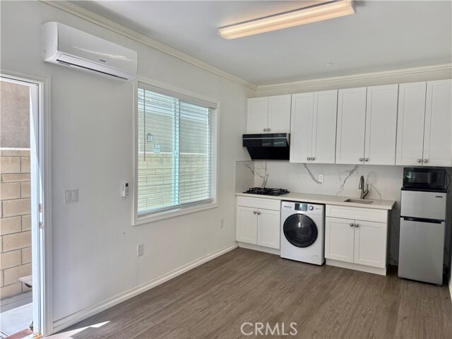 Building Photo - 11985 Tributary Wy