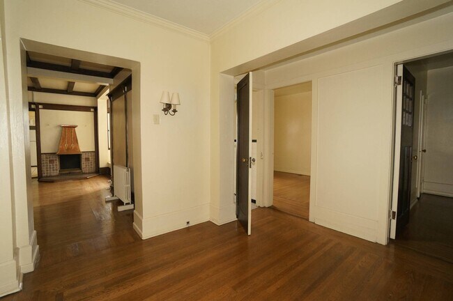 Foyer - The Old Heidelberg