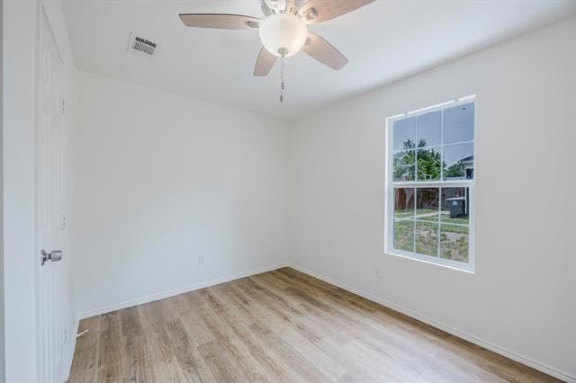 Building Photo - 2741 Ivandell Ave