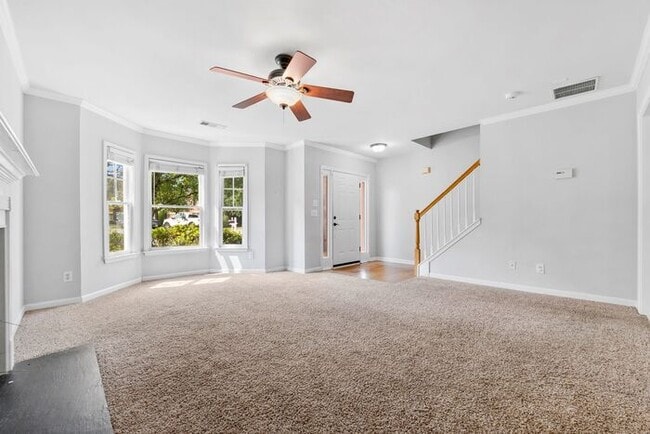 Building Photo - 3485 Maple Terrace Dr