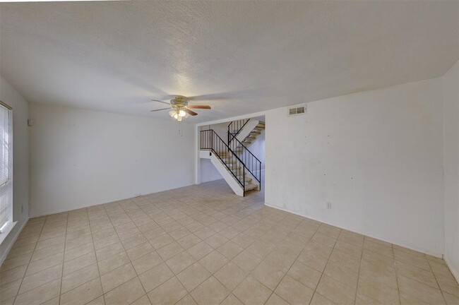 Building Photo - 4139 Young St
