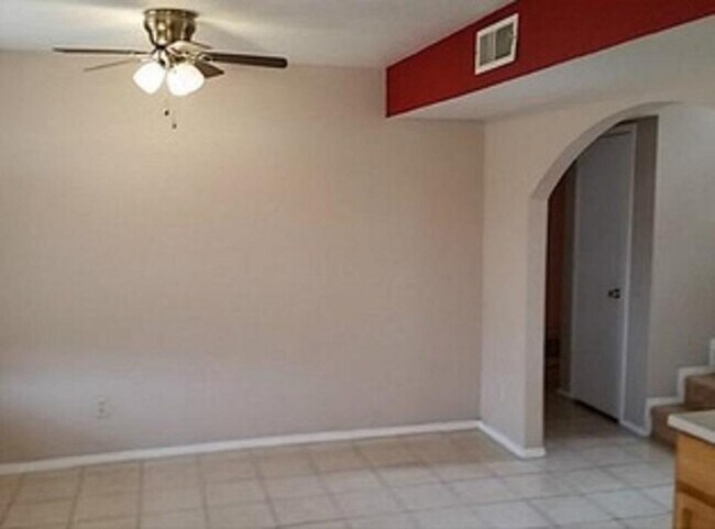 Building Photo - 4621 Loma De Arena Ct