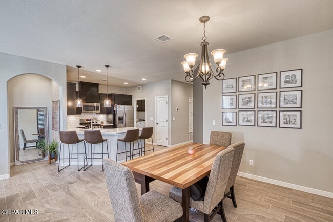 Building Photo - 13772 Newton Ct