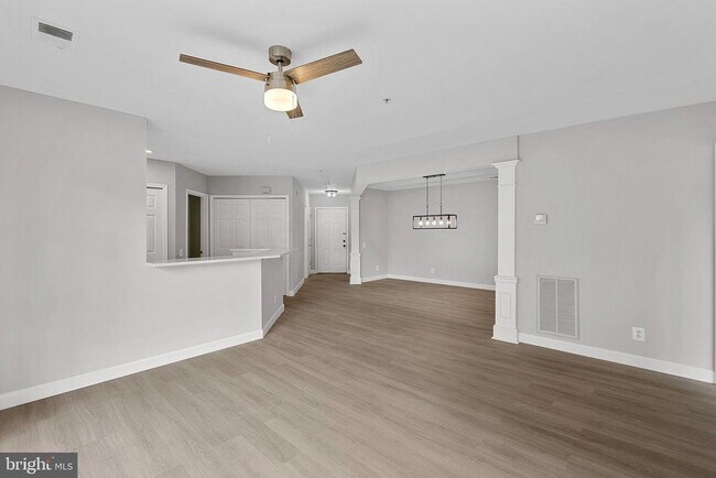 Building Photo - 21850 Locomotive Terrace