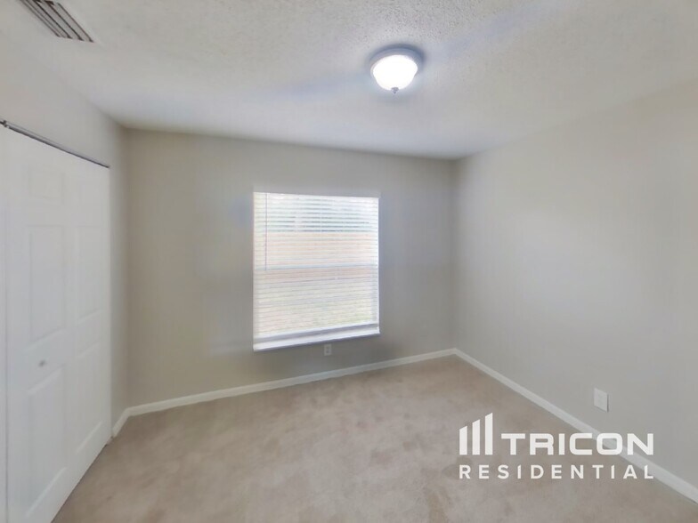 Building Photo - 13410 Maureen Ave