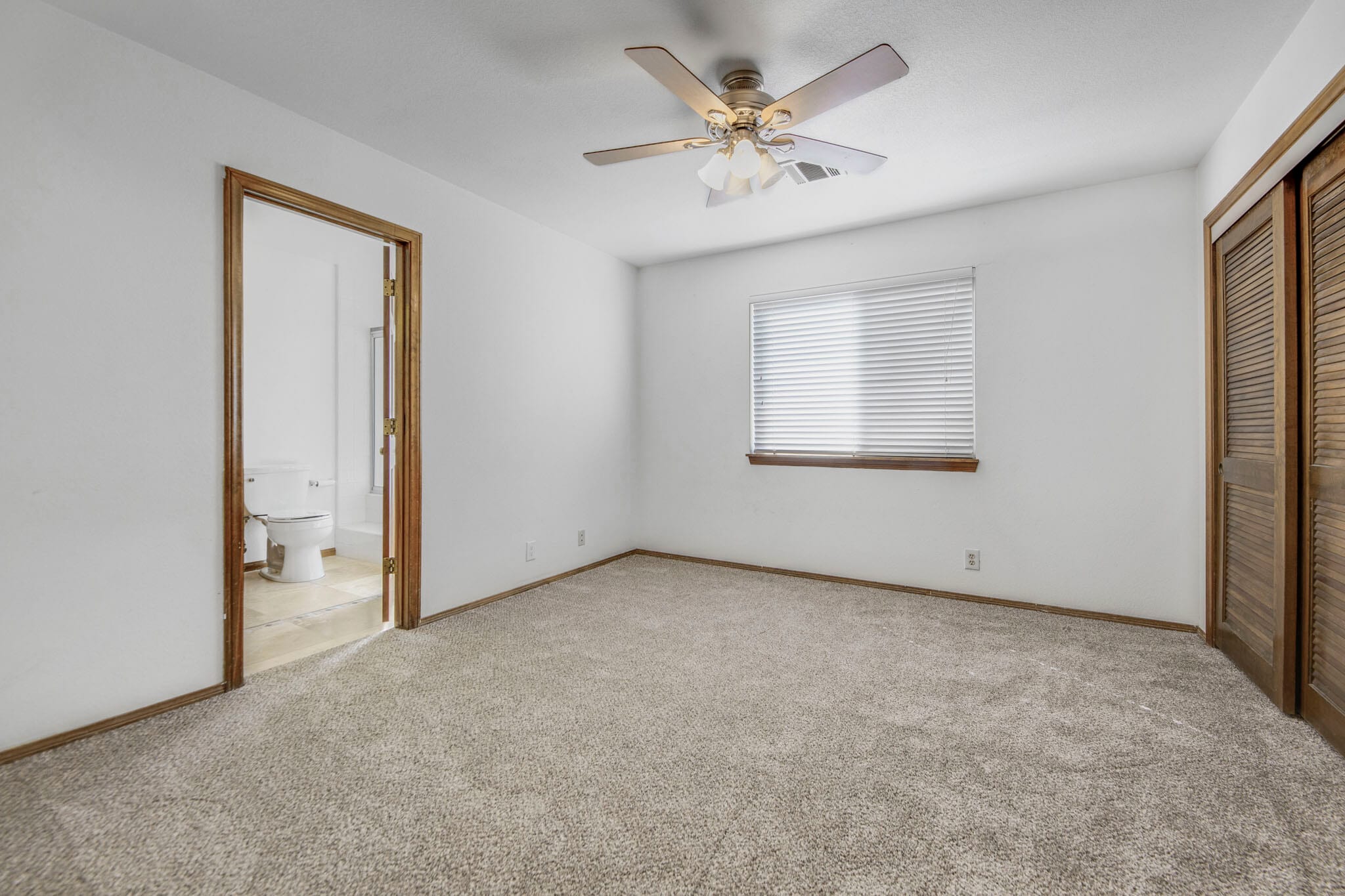 Building Photo - 2503 Brentwood Dr