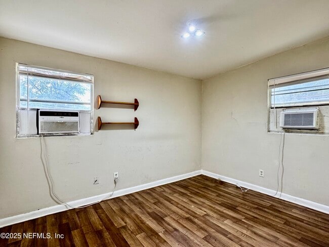 Building Photo - 1859 Doyon Ct