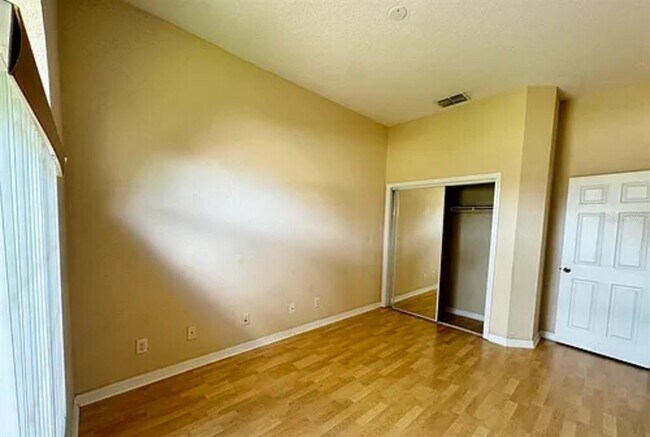 Building Photo - 449 Bay Leaf Dr