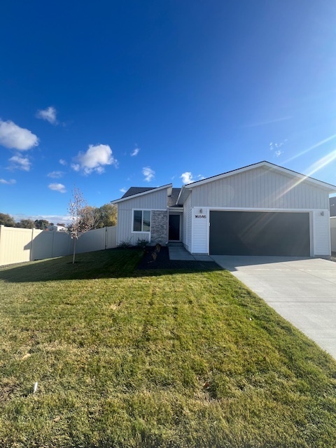 Primary Photo - 3 Bed 2 Bath in Nampa!