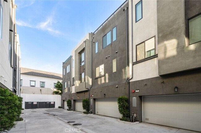 Building Photo - 277 Dockside Ln