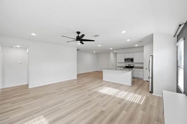 Building Photo - 1009 Marvin Wy