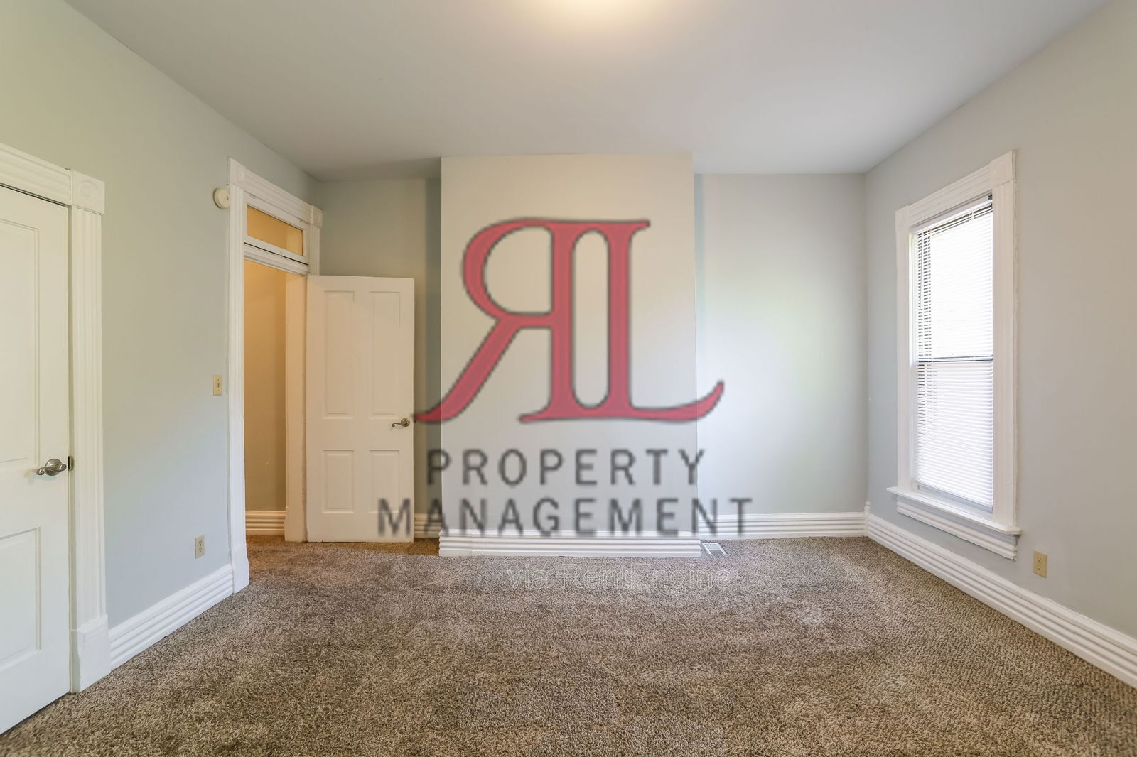 Building Photo - 181 E 1st Ave