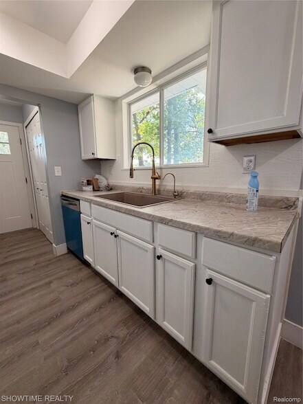 Building Photo - 3061 Culbertson Ave