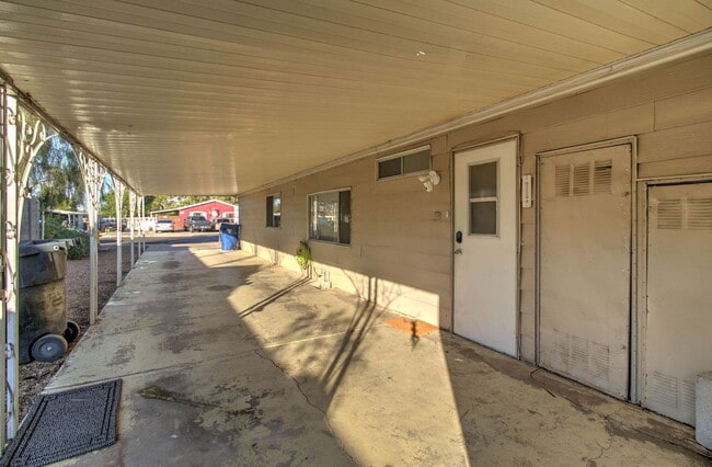 Building Photo - 2127 N St