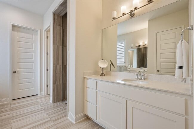 Building Photo - 713 Santa Catalina Wy