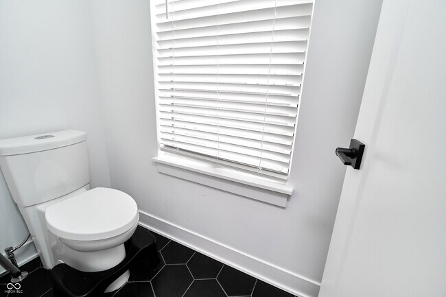 Building Photo - 519 Fulton St