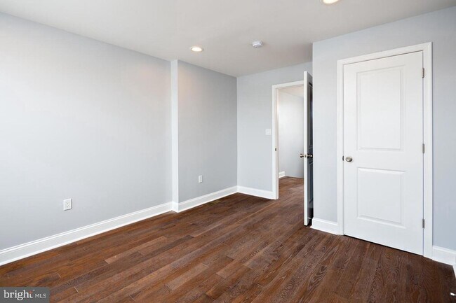Building Photo - 1714 Patapsco St