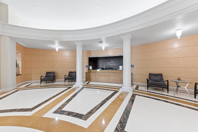 Building Photo - 610 Clematis St