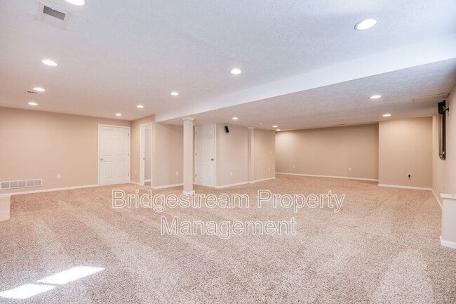 Building Photo - 1875 Prairie Clover Dr