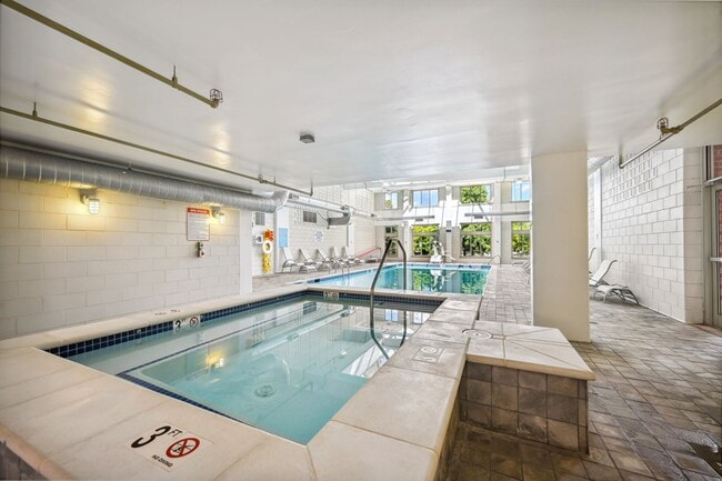 Building Photo - 1BR w/ Parking, Pool, & Fitness Center plu...