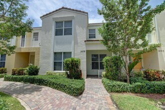 Building Photo - 1438 NW 50th Dr