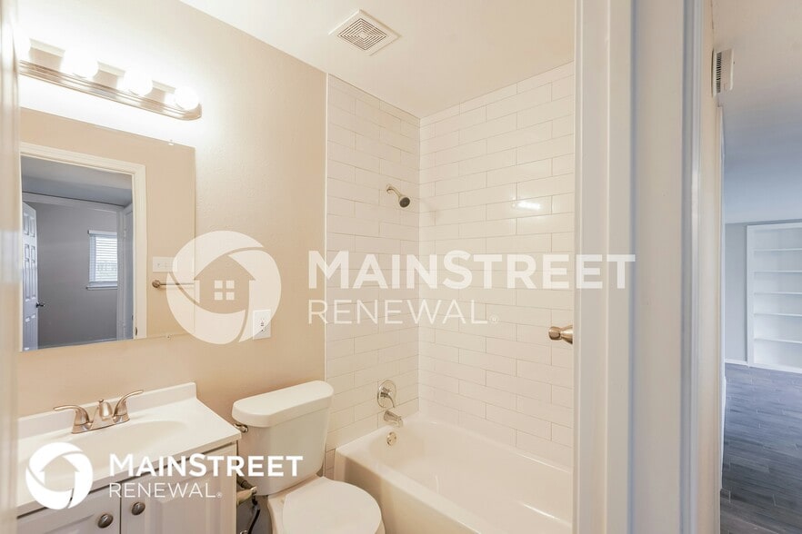 Building Photo - 5038 Overcrest Dr