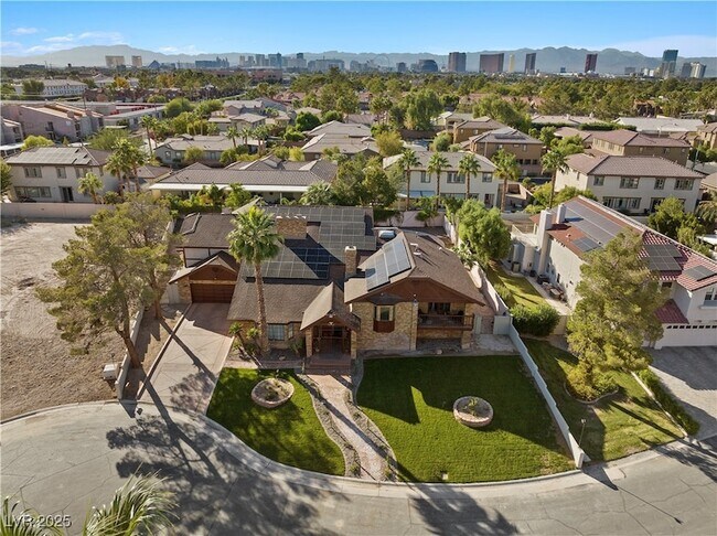 Primary Photo - 3969 Royal Viking Way