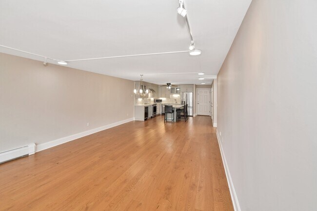 Building Photo - 125 Coolidge Ave