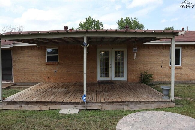 Building Photo - 4600 Sierra Madre Dr