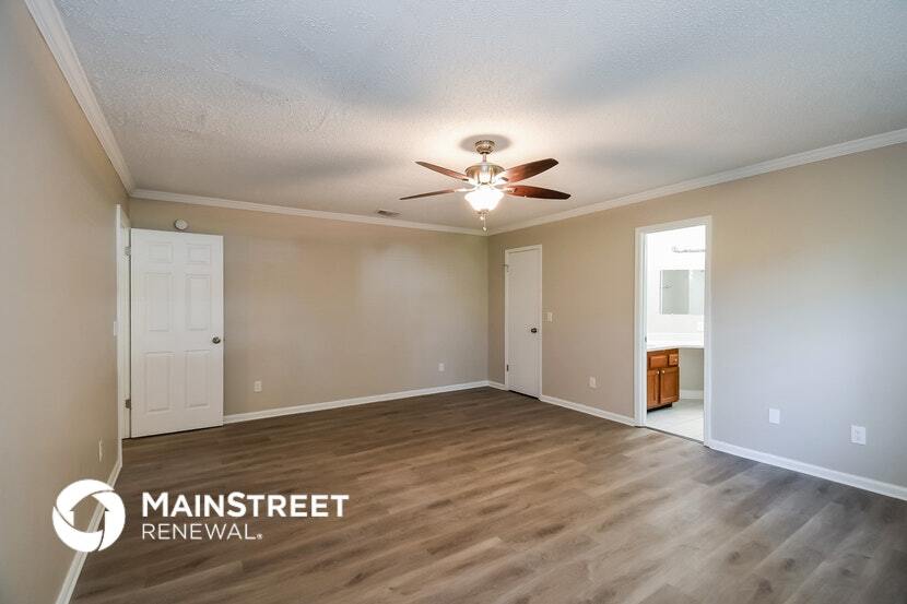 Building Photo - 12415 Autumnbrook Trail W