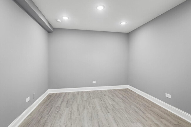 Building Photo - 1841 S Kedzie Ave