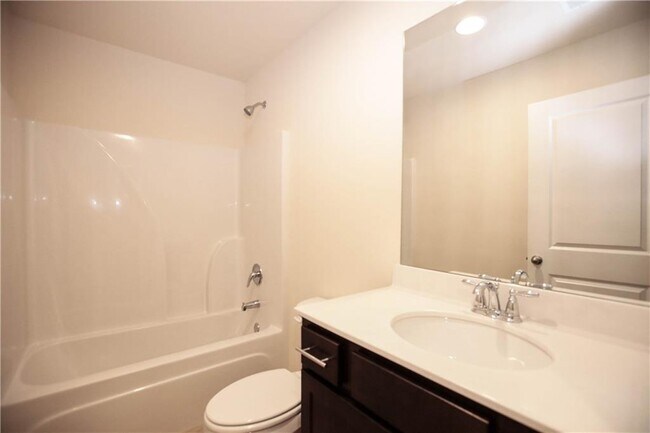 Building Photo - 4295 Almanor Cir