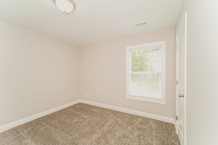 Building Photo - 8610 North Dr