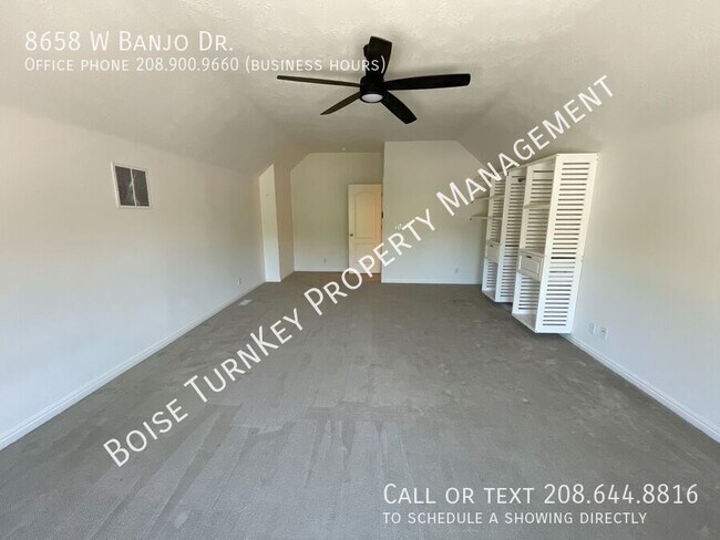 Building Photo - 8658 W Banjo Dr