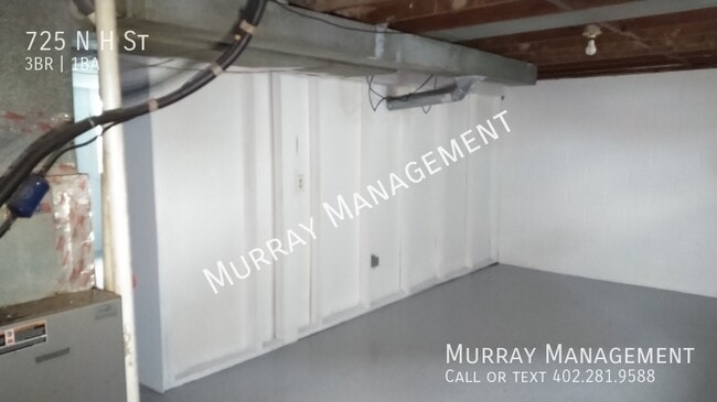 Building Photo - 725 N H St