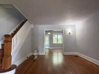 Building Photo - Charming 3-Bedroom Brick Row Home in Desir...