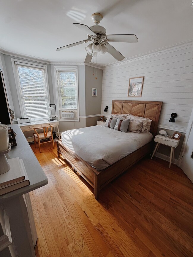 Building Photo - 314 4th St