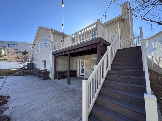 Building Photo - Beautiful Draper Home for Rent!