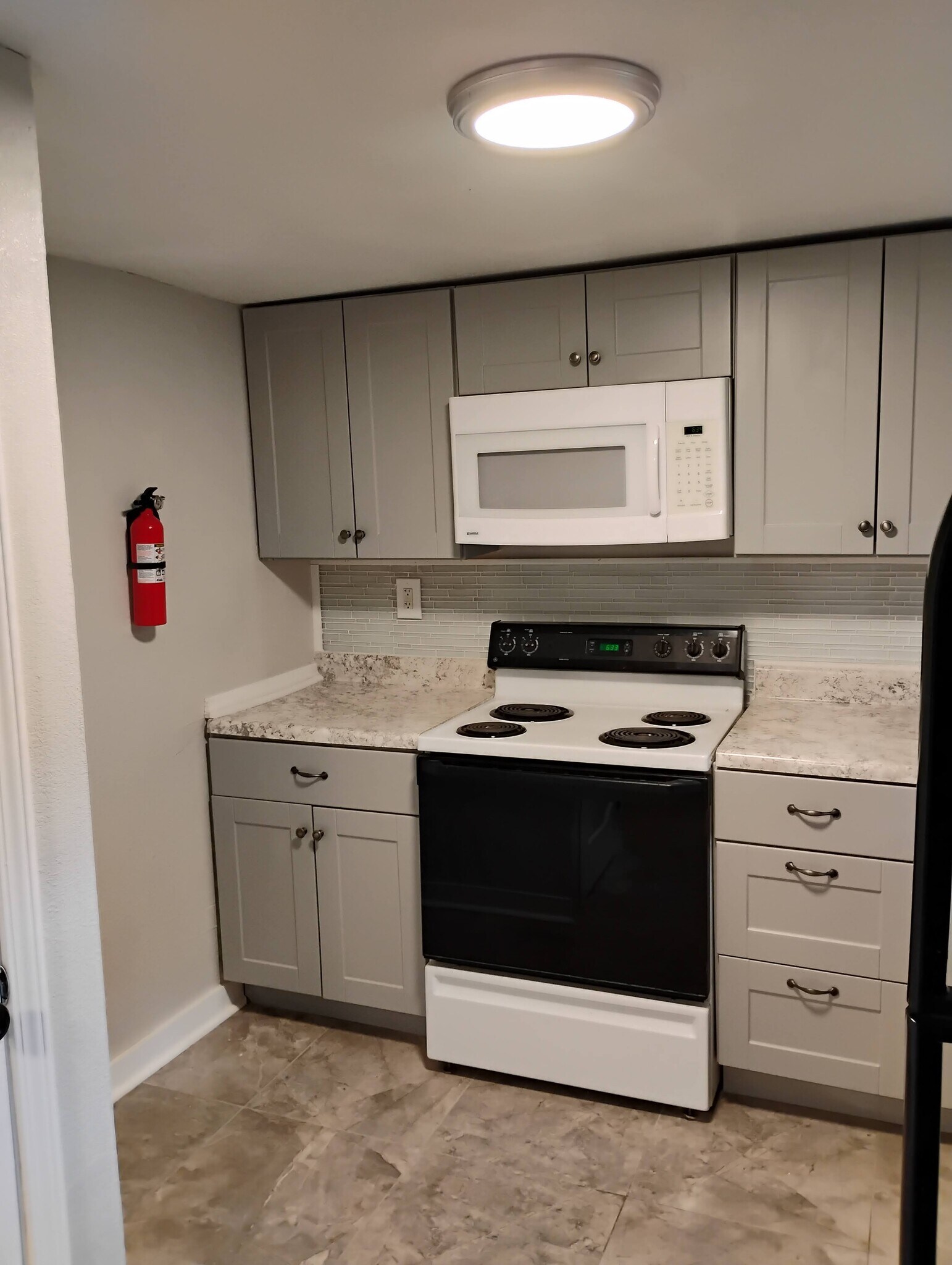 Kitchen - 509 Burns Rd