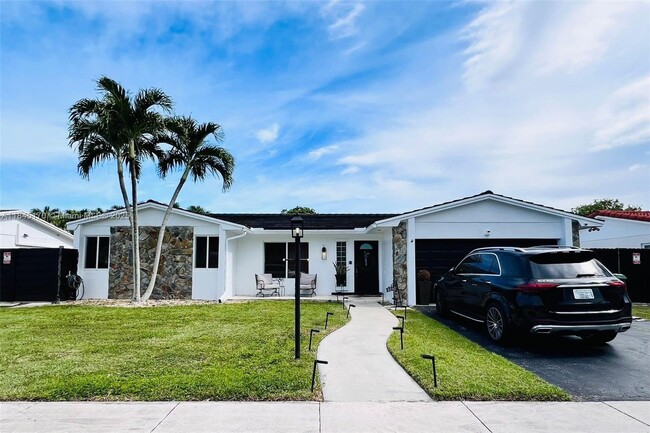 Primary Photo - 8040 SW 196th St