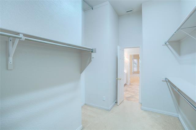 Building Photo - 2056 Stonecourt Dr