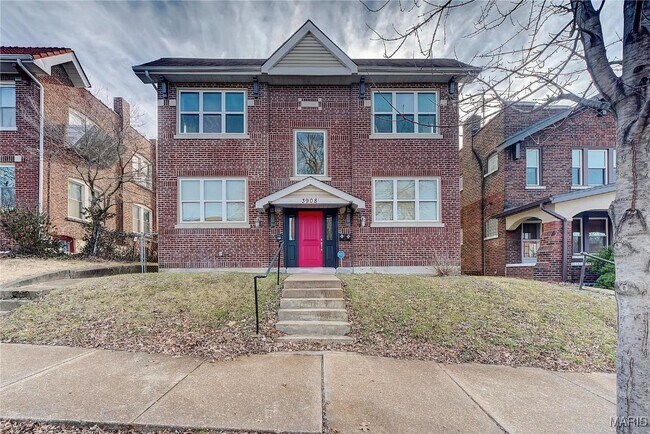 Primary Photo - 3908 McDonald Ave
